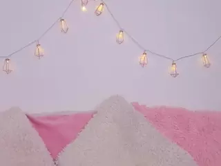 Martina-Babe's Live Sex Cam Show