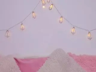 Martina-Babe's Live Sex Cam Show