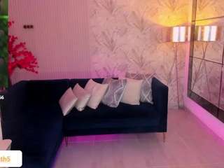 Live cam show with lenah-smith