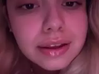 Cowgirlcarmin's Live Sex Cam Show