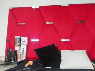 Vanezalozano's Live Sex Cam Show