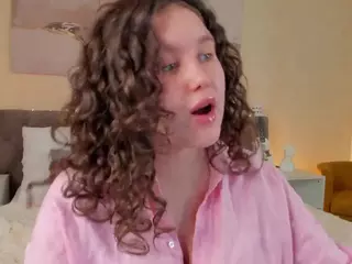 Ariella's Live Sex Cam Show