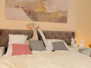 Ariella's Live Sex Cam Show