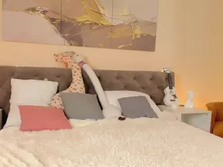 Ariella's Live Sex Cam Show