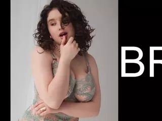 Ariella's Live Sex Cam Show