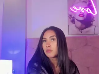 Cameliaa-Smiith's Live Sex Cam Show