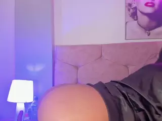 Cameliaa-Smiith's Live Sex Cam Show