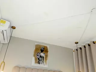 Lia-Angels's Live Sex Cam Show