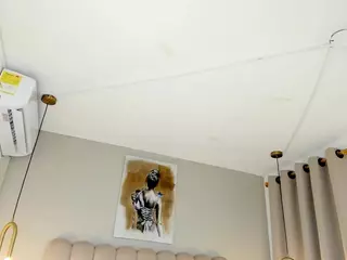 Lia-Angels's Live Sex Cam Show