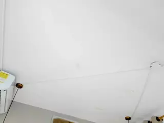 Lia-Angels's Live Sex Cam Show