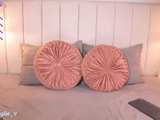 nicoleth18's Live Sex Cam Show