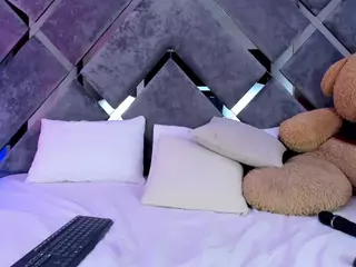 Alicia-Jerez's Live Sex Cam Show
