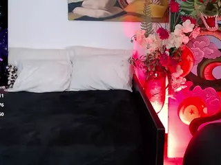 AlmaArt's Live Sex Cam Show