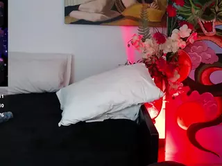 AlmaArt's Live Sex Cam Show