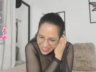 Joannet's Live Sex Cam Show