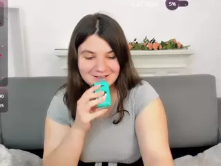 ViolaShy's Live Sex Cam Show