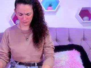 ZoeHilton's Live Sex Cam Show