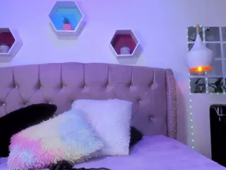 ZoeHilton's Live Sex Cam Show