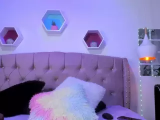 ZoeHilton's Live Sex Cam Show