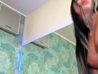 AngellBlackxxx's Live Sex Cam Show