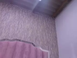 bombismss's Live Sex Cam Show