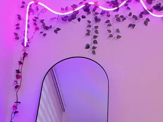 Venus's Live Sex Cam Show