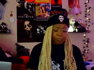 FunSized Doll's Live Sex Cam Show