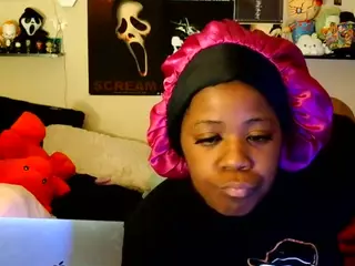 FunSized Doll's Live Sex Cam Show