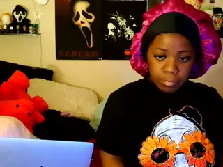 FunSized Doll's Live Sex Cam Show