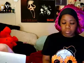 FunSized Doll's Live Sex Cam Show