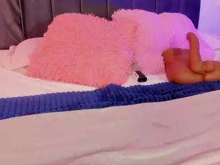 aihnoa-split's Live Sex Cam Show