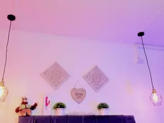 aihnoa-split's Live Sex Cam Show