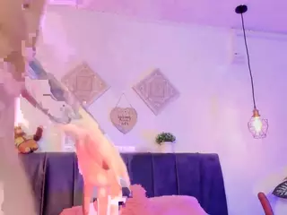 aihnoa-split's Live Sex Cam Show