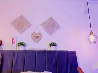 aihnoa-split's Live Sex Cam Show