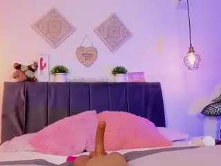 aihnoa-split's Live Sex Cam Show