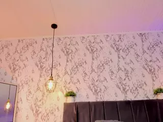 aihnoa-split's Live Sex Cam Show