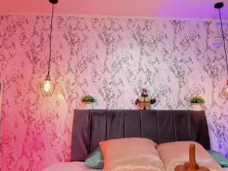aihnoa-split's Live Sex Cam Show