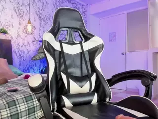 aihnoa-split's Live Sex Cam Show