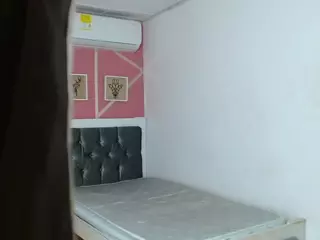 annna-lus1's Live Sex Cam Show