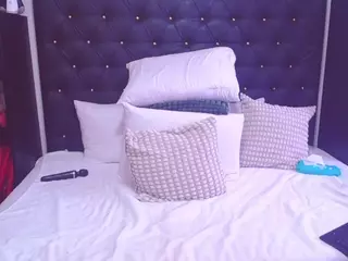 TaboodirtyLove's Live Sex Cam Show