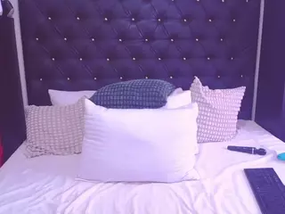 TaboodirtyLove's Live Sex Cam Show