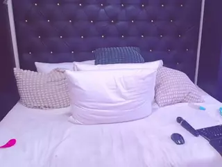 TaboodirtyLove's Live Sex Cam Show