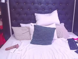 TaboodirtyLove's Live Sex Cam Show