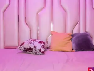 CintyaLeiner's Live Sex Cam Show