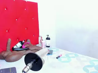 daniikbiigg's Live Sex Cam Show