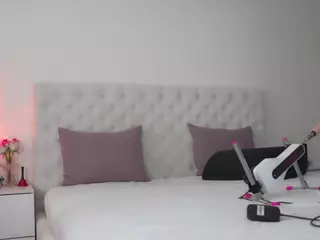 Nika's Live Sex Cam Show