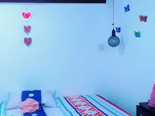 Little_Flower4U's Live Sex Cam Show