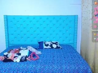 Little_Flower4U's Live Sex Cam Show
