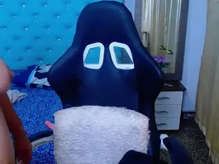 Little_Flower4U's Live Sex Cam Show