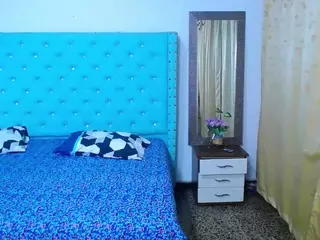 Little_Flower4U's Live Sex Cam Show
